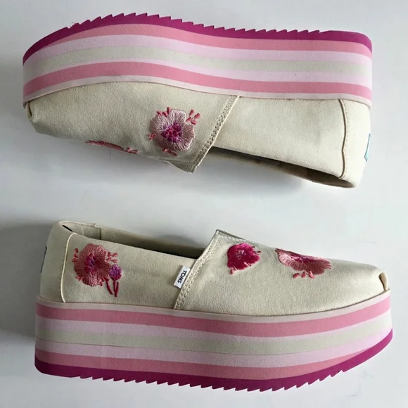 Toms Embroidered Floral On Canvas Platform Slip-On Shoes, Pink & Cream, Size 8.5 - Picture 5 of 16